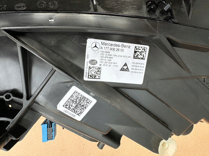 Frontscheinwerfer Mercedes-Benz A1779062605 LED Rechts Scheinwerfer Headlight SCH7237057700xm