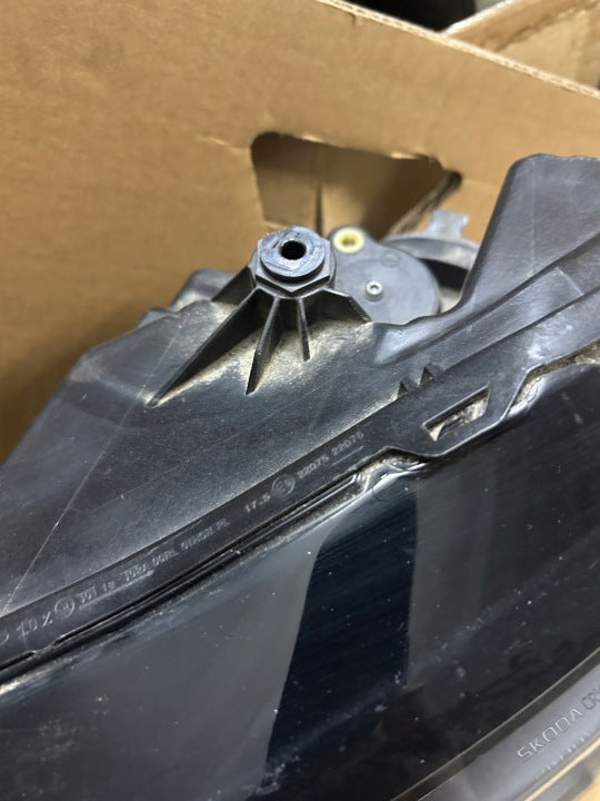 Frontscheinwerfer Skoda Scala 657941015 Links Scheinwerfer Headlight SCH7240057375jg