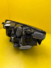 Load image into Gallery viewer, Frontscheinwerfer Skoda Octavia IV 5E4941036 LED Rechts Scheinwerfer Headlight SCH7248758932jb