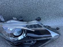 Laden Sie das Bild in den Galerie-Viewer, Frontscheinwerfer Toyota Auris 81110-02E21 Rechts Scheinwerfer Headlight SCH7253496894yq
