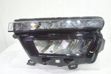 Laden Sie das Bild in den Galerie-Viewer, Frontscheinwerfer Skoda Kamiq 658941015 LED Links Scheinwerfer Headlight SCH7260769005ik