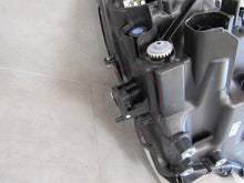 Laden Sie das Bild in den Galerie-Viewer, Frontscheinwerfer Lexus 52-360 KL363 LED Links Scheinwerfer Headlight SCH7270064858bs