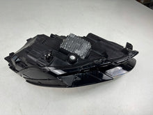 Laden Sie das Bild in den Galerie-Viewer, Frontscheinwerfer Audi A3 8Y0941033 LED Links Scheinwerfer Headlight SCH7276988782wc