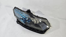 Load image into Gallery viewer, Frontscheinwerfer BMW 2 Insight 144554556 Rechts Scheinwerfer Headlight SCH7277015730vu