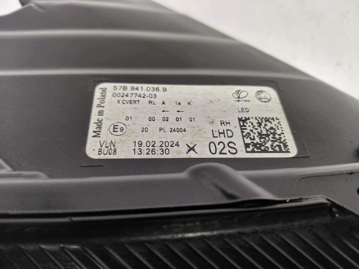Frontscheinwerfer Skoda Karoq 57B941036B Rechts Scheinwerfer Headlight SCH7279539656gi