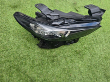 Load image into Gallery viewer, Frontscheinwerfer Mazda 3 BCJH-51030 Rechts Scheinwerfer Headlight SCH7280099400lh