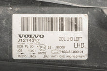Laden Sie das Bild in den Galerie-Viewer, Frontscheinwerfer Volvo V70 III 31214347 6948180 Links Scheinwerfer Headlight SCH7284844297jl