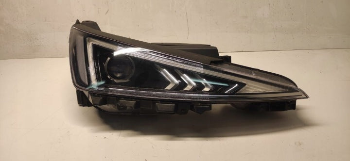 Frontscheinwerfer Hyundai Elantra 92102F2600 Rechts Scheinwerfer Headlight SCH7296906226xj