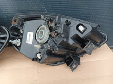 Laden Sie das Bild in den Galerie-Viewer, Frontscheinwerfer Ligier Js50 61117 Rechts Scheinwerfer Headlight SCH7304261727mp