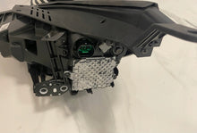 Load image into Gallery viewer, Frontscheinwerfer Hyundai I30 G4921-21060 Rechts Scheinwerfer Headlight SCH7314286726xd