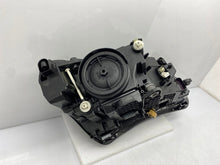 Laden Sie das Bild in den Galerie-Viewer, Frontscheinwerfer Skoda Superb III 3V1941015A Xenon Links Scheinwerfer Headlight SCH7318410590dz