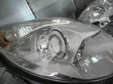 Laden Sie das Bild in den Galerie-Viewer, Frontscheinwerfer Mercedes-Benz W251 A2518201461 Rechts Scheinwerfer Headlight SCH7336623366il