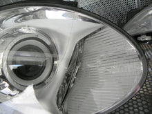 Laden Sie das Bild in den Galerie-Viewer, Frontscheinwerfer Mercedes-Benz W251 A2518201461 Rechts Scheinwerfer Headlight SCH7336623366il