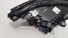Laden Sie das Bild in den Galerie-Viewer, Frontscheinwerfer BMW 5 5A798D109 Links Scheinwerfer Headlight SCH7339906254xe