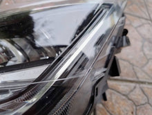 Laden Sie das Bild in den Galerie-Viewer, Frontscheinwerfer Seat Ibiza I V 6F1941007C LED Links Scheinwerfer Headlight SCH7342319568ye