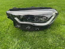 Laden Sie das Bild in den Galerie-Viewer, Frontscheinwerfer Mercedes-Benz Gla H247 A2479064906 Links Headlight SCH7342823065bf
