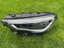 Laden Sie das Bild in den Galerie-Viewer, Frontscheinwerfer Mercedes-Benz Gla H247 A2479064906 Links Headlight SCH7342823065bf