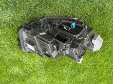 Laden Sie das Bild in den Galerie-Viewer, Frontscheinwerfer Mercedes-Benz Gla H247 A2479064906 Links Headlight SCH7342823065bf