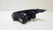 Laden Sie das Bild in den Galerie-Viewer, Frontscheinwerfer Land Rover Range I Evoque DJ3B13W029ED Rechts Headlight SCH7348080729on
