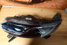 Laden Sie das Bild in den Galerie-Viewer, Frontscheinwerfer Renault Espace V 260608372 89908454 LED Links Headlight SCH7351722619bv