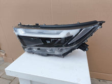 Laden Sie das Bild in den Galerie-Viewer, Frontscheinwerfer Toyota V 668846759 Full LED Links Scheinwerfer Headlight SCH7358116909lm