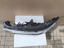 Laden Sie das Bild in den Galerie-Viewer, Frontscheinwerfer Toyota V 668846759 Full LED Links Scheinwerfer Headlight SCH7358116909lm