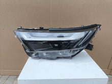 Laden Sie das Bild in den Galerie-Viewer, Frontscheinwerfer Toyota V 668846759 Full LED Links Scheinwerfer Headlight SCH7358116909lm