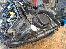 Laden Sie das Bild in den Galerie-Viewer, Frontscheinwerfer Mercedes-Benz W213 A2139066810 LED Rechts Headlight SCH7360285745an