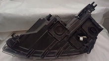 Laden Sie das Bild in den Galerie-Viewer, Frontscheinwerfer Seat Alhambra 7N5941752 Rechts Scheinwerfer Headlight SCH7370160821nz