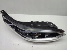 Laden Sie das Bild in den Galerie-Viewer, Frontscheinwerfer Kia Ceed J792111020 Rechts Scheinwerfer Headlight SCH7393822225hj