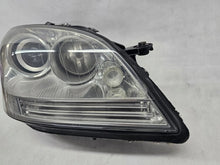 Laden Sie das Bild in den Galerie-Viewer, Frontscheinwerfer Mercedes-Benz W164 SPP9640 Rechts Scheinwerfer Headlight SCH7396378629cv