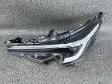 Load image into Gallery viewer, Frontscheinwerfer Toyota Corolla 8115012N70 Links Scheinwerfer Headlight SCH7400676147yj