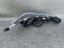 Load image into Gallery viewer, Frontscheinwerfer Toyota Corolla 8115012N70 Links Scheinwerfer Headlight SCH7400676147yj