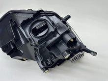 Laden Sie das Bild in den Galerie-Viewer, Frontscheinwerfer VW Taigo 2G7941035A Links Scheinwerfer Headlight SCH7402538959pz