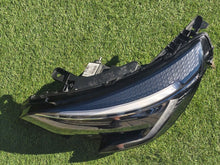 Laden Sie das Bild in den Galerie-Viewer, Frontscheinwerfer Renault Clio I 5 260607647R LED Links Scheinwerfer Headlight SCH7403539189lm