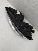 Laden Sie das Bild in den Galerie-Viewer, Frontscheinwerfer VW Touran 5TB941035B Links Scheinwerfer Headlight SCH7406026866ks