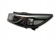 Laden Sie das Bild in den Galerie-Viewer, Frontscheinwerfer Kia Carnival III 92101A9040 Links Scheinwerfer Headlight SCH7415380170rp