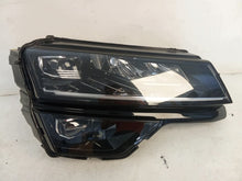 Load image into Gallery viewer, Frontscheinwerfer Skoda Karoq 57B941016D Rechts Scheinwerfer Headlight SCH7423408410gc