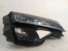 Load image into Gallery viewer, Frontscheinwerfer Skoda Karoq 57B941016D Rechts Scheinwerfer Headlight SCH7423408410gc