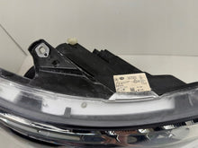 Laden Sie das Bild in den Galerie-Viewer, Frontscheinwerfer Mercedes-Benz Viano A4479063301 LED Rechts Headlight SCH7424372046ni