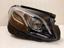 Load image into Gallery viewer, Frontscheinwerfer Mercedes-Benz W213 A2139067606 LED Rechts Headlight SCH7429817464ex