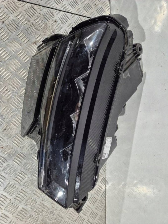 Frontscheinwerfer Skoda Karoq 57B941010 270520220022563406 Rechts Headlight SCH7430410577js