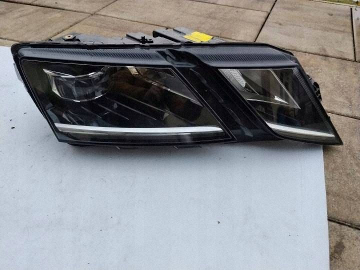 Frontscheinwerfer Skoda Octavia III 5E1941016D Rechts Scheinwerfer Headlight SCH7433555254rb