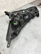 Laden Sie das Bild in den Galerie-Viewer, Frontscheinwerfer Nissan Micra I K14 260105FA4A 100-18728 Rechts Headlight SCH7436459098su