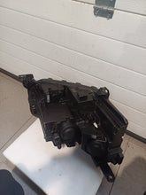 Laden Sie das Bild in den Galerie-Viewer, Frontscheinwerfer Citroën C3 I 9846482580 Links Scheinwerfer Headlight SCH7438202419zo
