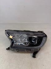 Laden Sie das Bild in den Galerie-Viewer, Frontscheinwerfer Ford Ranger JB3B-13E015 LED Links Scheinwerfer Headlight SCH7438712355qu