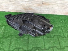 Laden Sie das Bild in den Galerie-Viewer, Frontscheinwerfer Jeep 00501636830 Links Scheinwerfer Headlight SCH7438918668vz