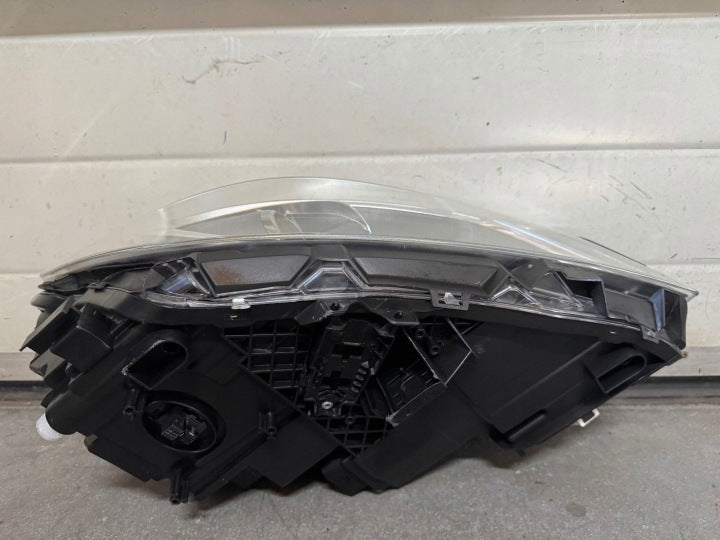 Frontscheinwerfer Mercedes-Benz W176 A1768201261 Xenon Rechts Headlight SCH7440965408hv