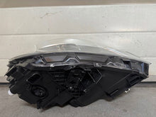 Laden Sie das Bild in den Galerie-Viewer, Frontscheinwerfer Mercedes-Benz W176 A1768201261 Xenon Rechts Headlight SCH7440965408hv