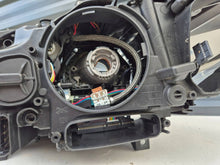 Laden Sie das Bild in den Galerie-Viewer, Frontscheinwerfer BMW F11 F10 7203252 Rechts Scheinwerfer Headlight SCH7442576097hq